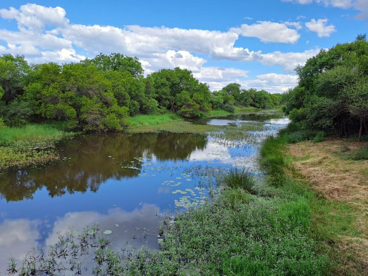 Ndlovu Log Home Dinokeng Klipdrift Esterno foto