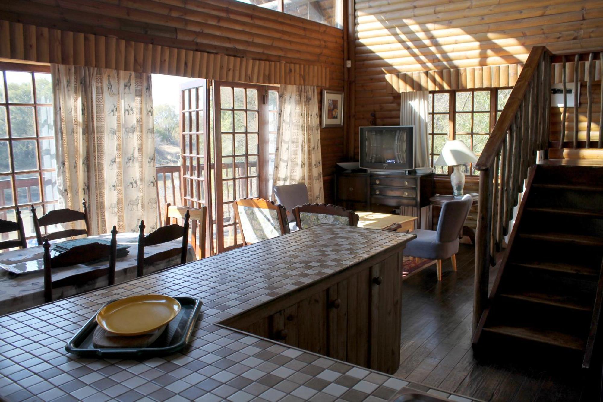 Ndlovu Log Home Dinokeng Klipdrift Esterno foto